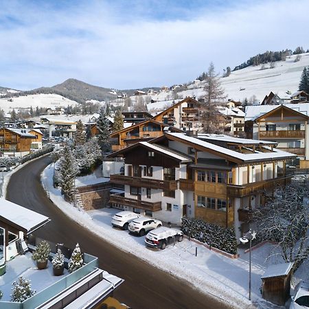 Ciasa Cianins Apartment Сан Вигилио ди Маребе Екстериор снимка